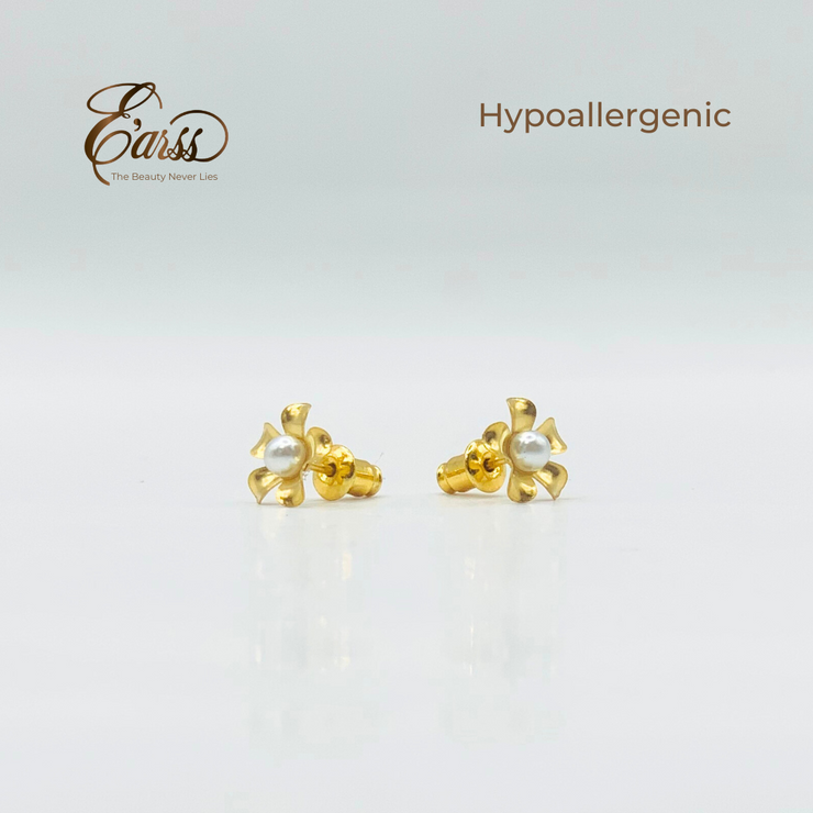 Flower with 3mm Pearl | Stainless Steel | 18K Gold Plated